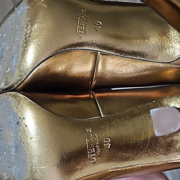UTERQUE (ZARA Luxury) Heels 9